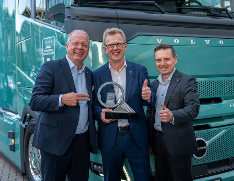 Volvo Trucks Global Electric Range Named International Truck of the Year 2027