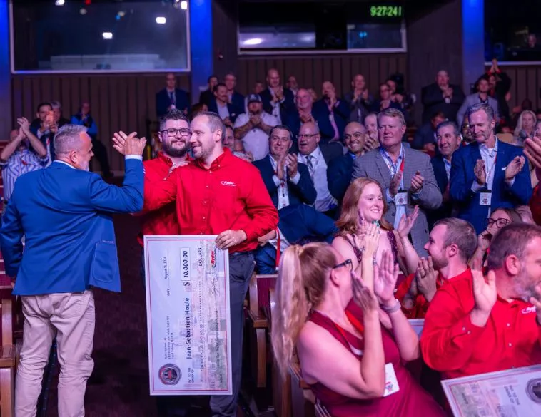 Un Québécois classé meilleur technicien chez Ryder