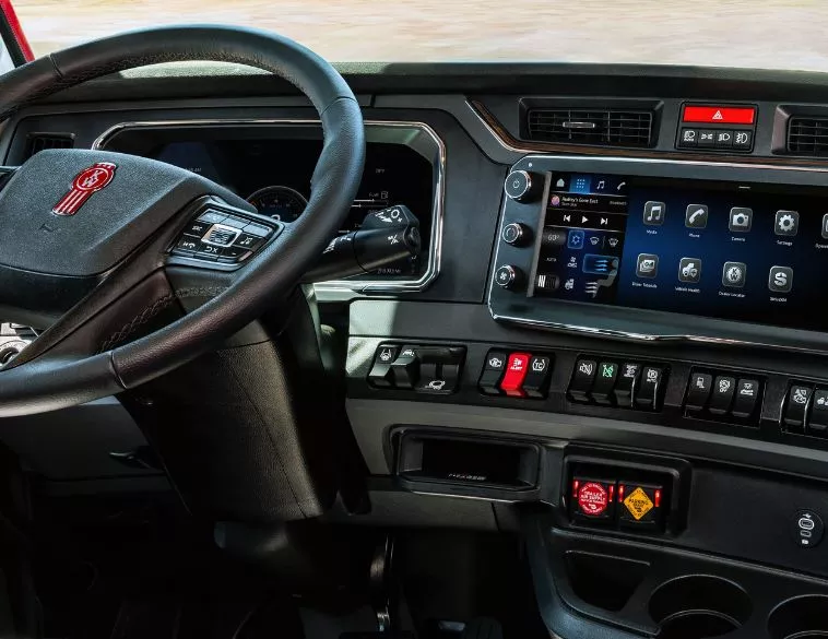 PACCAR Integrates Factory Touchscreen Platform for Kenworth and Peterbilt